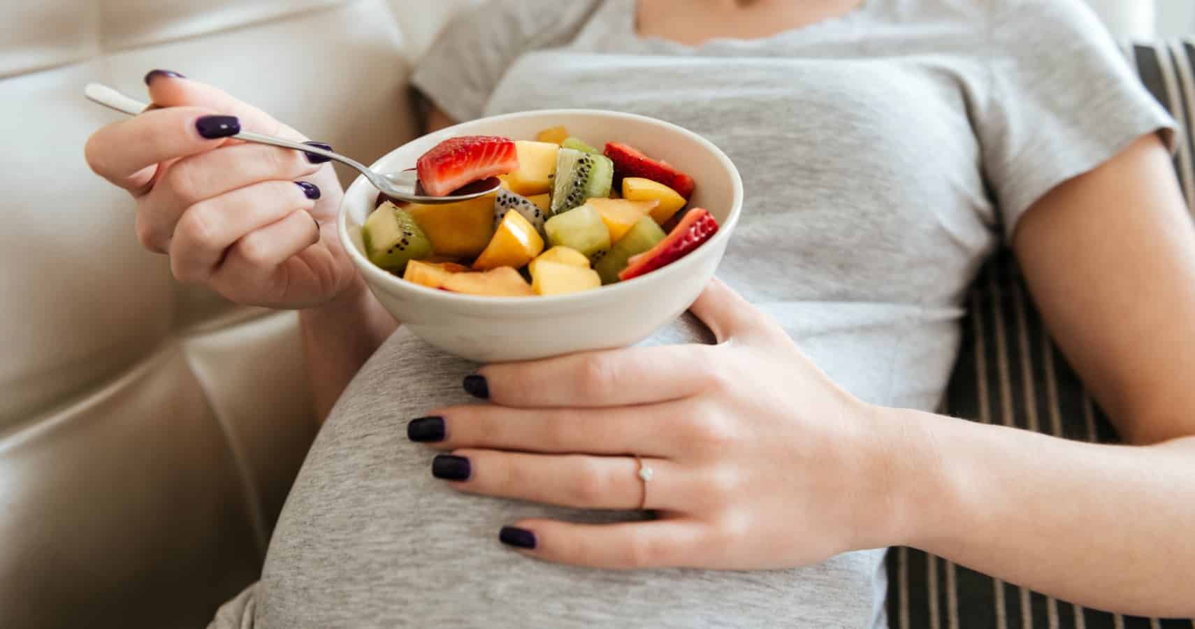 نظام غذائي يومي صحي للمرأة الحامل