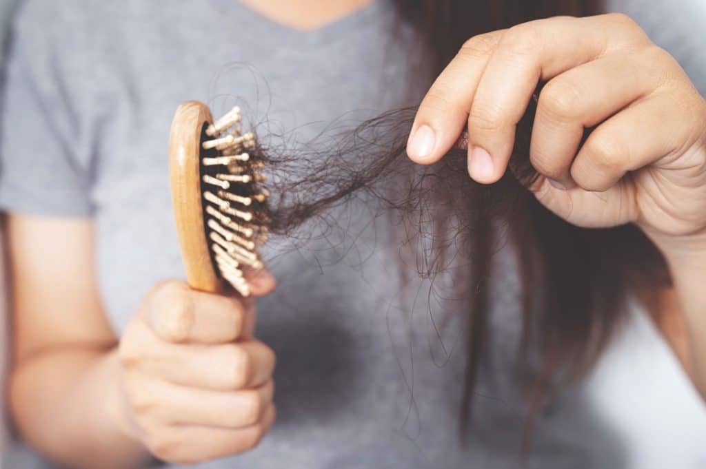 نصائح للتغلب على تساقط الشعر