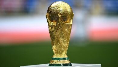 كم وزن كأس العالم 2022